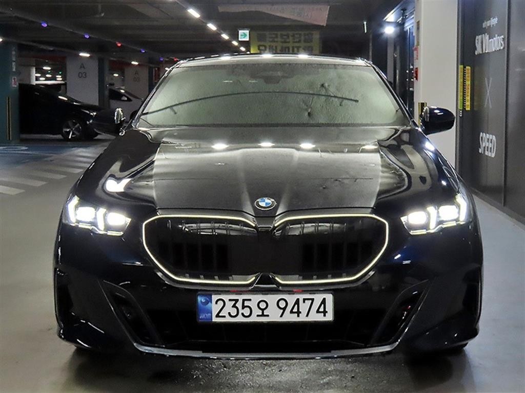 BMW 5시리즈 5시리즈 (G60) 520i M 스포츠 이미지 2