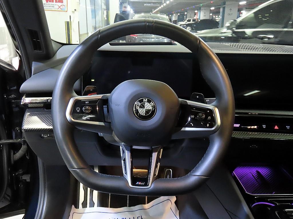 BMW 5시리즈 5시리즈 (G60) 520i M 스포츠 이미지 8