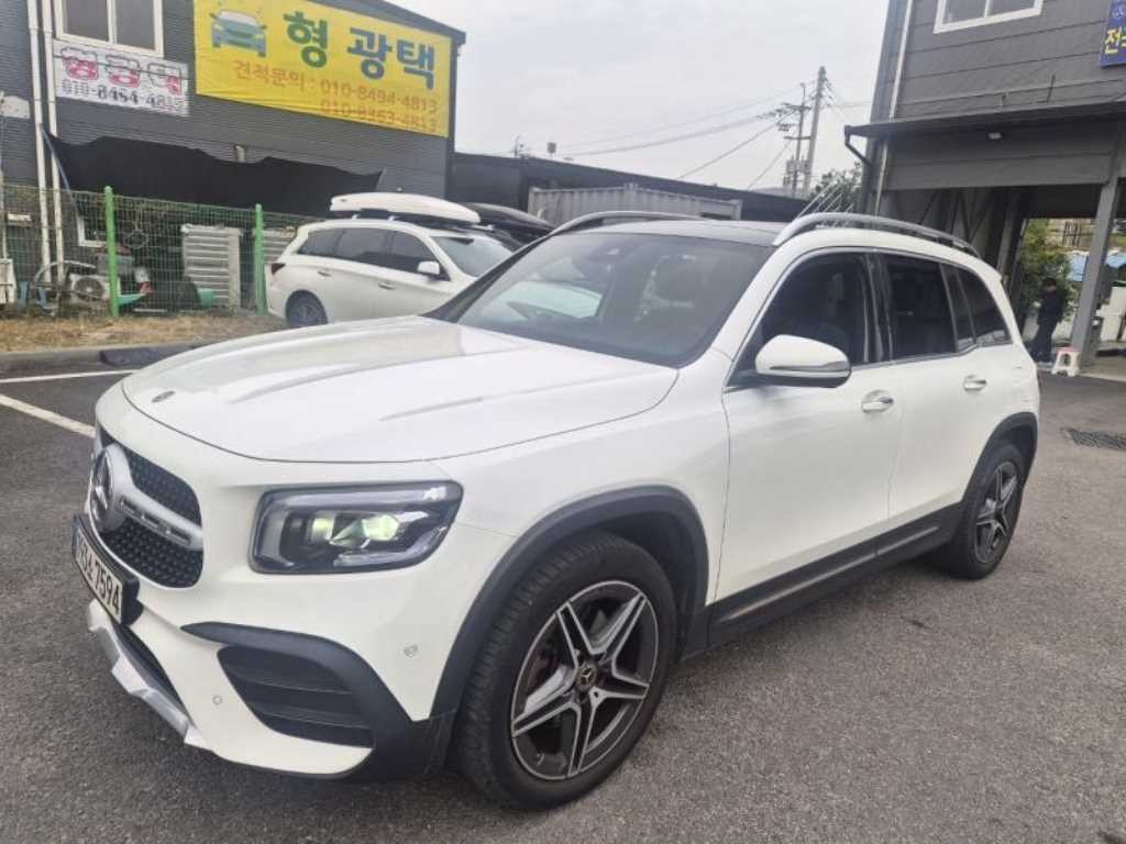 벤츠 GLB 클래스 GLB클래스 X247 GLB 250 4MATIC 이미지 2