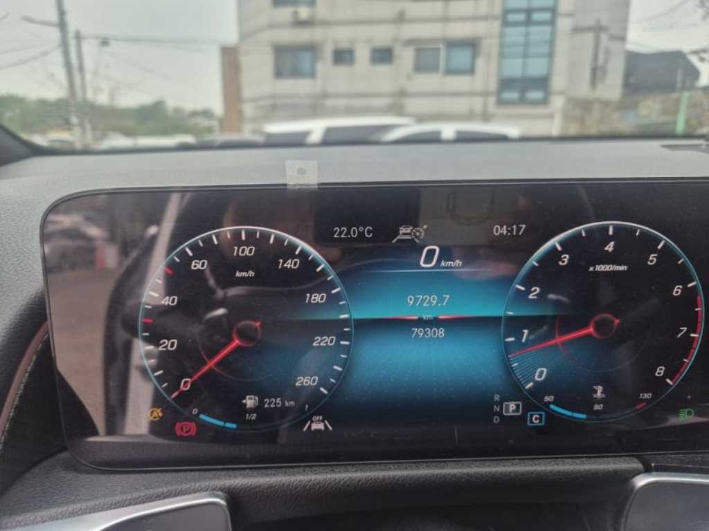 벤츠 GLB 클래스 GLB클래스 X247 GLB 250 4MATIC 이미지 5