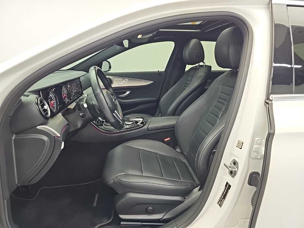 벤츠 E 클래스 E-클래스 W213 E300 아방가르드 이미지 11