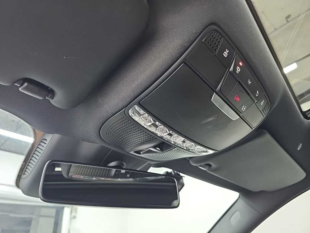 벤츠 E 클래스 E-클래스 W213 E300 아방가르드 이미지 18