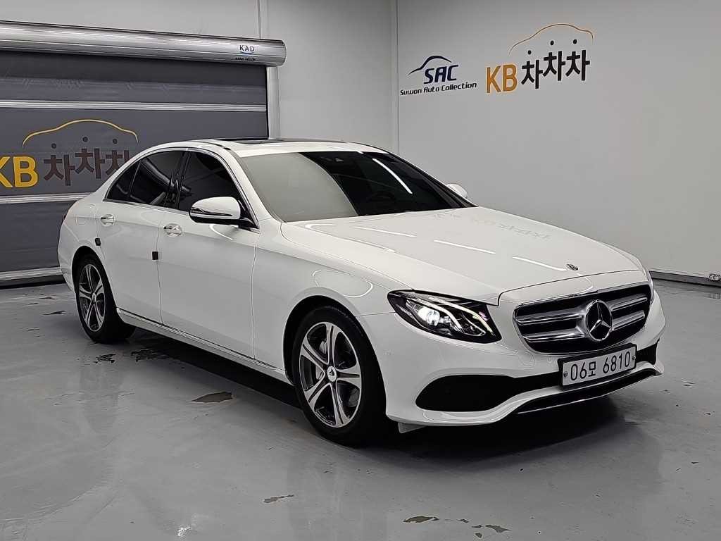 벤츠 E 클래스 E-클래스 W213 E300 아방가르드 이미지 4