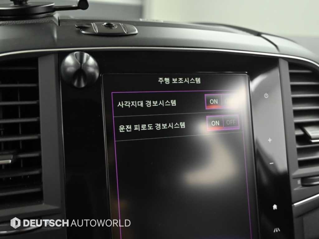 르노코리아(삼성) QM6 더뉴QM6 가솔린 2.0 GDe RE 시그니처 2WD 이미지 17