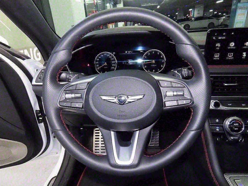 제네시스 G70 더 뉴 G70 가솔린 2.0T 2WD 스포츠 패키지 이미지 8