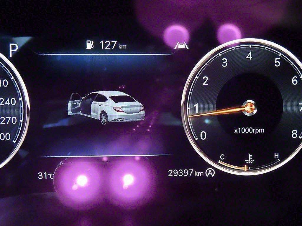 제네시스 G70 더 뉴 G70 가솔린 2.0T 2WD 스포츠 패키지 이미지 9