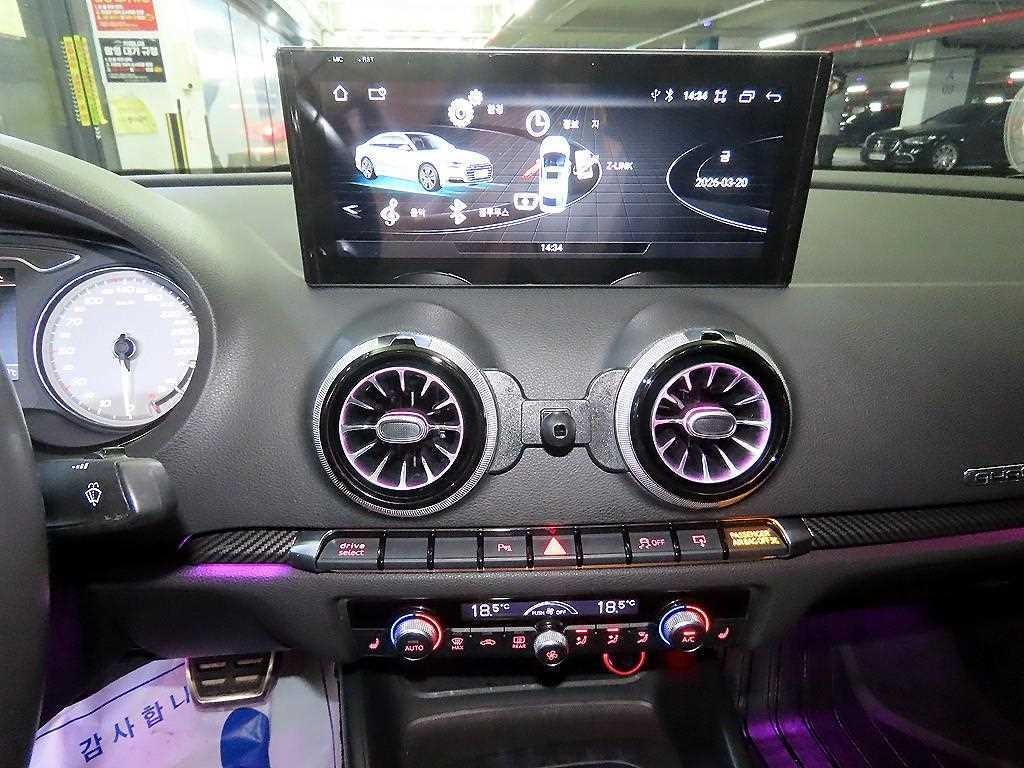 아우디 S3 2.0 TFSI 콰트로 이미지 11