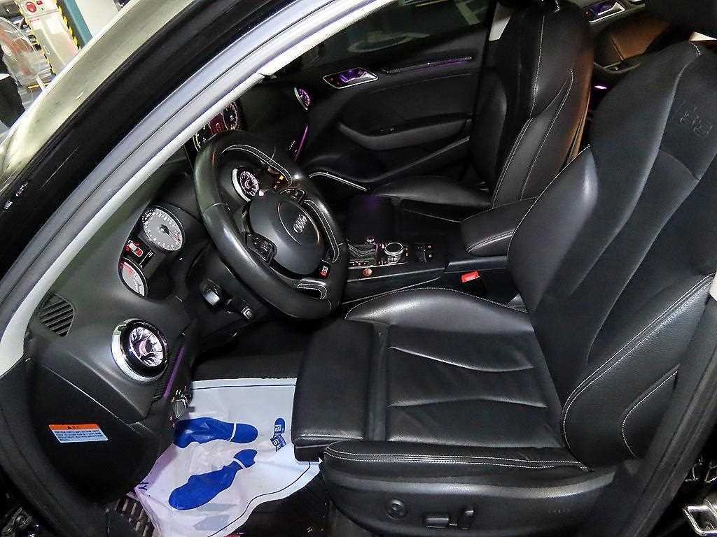 아우디 S3 2.0 TFSI 콰트로 이미지 6