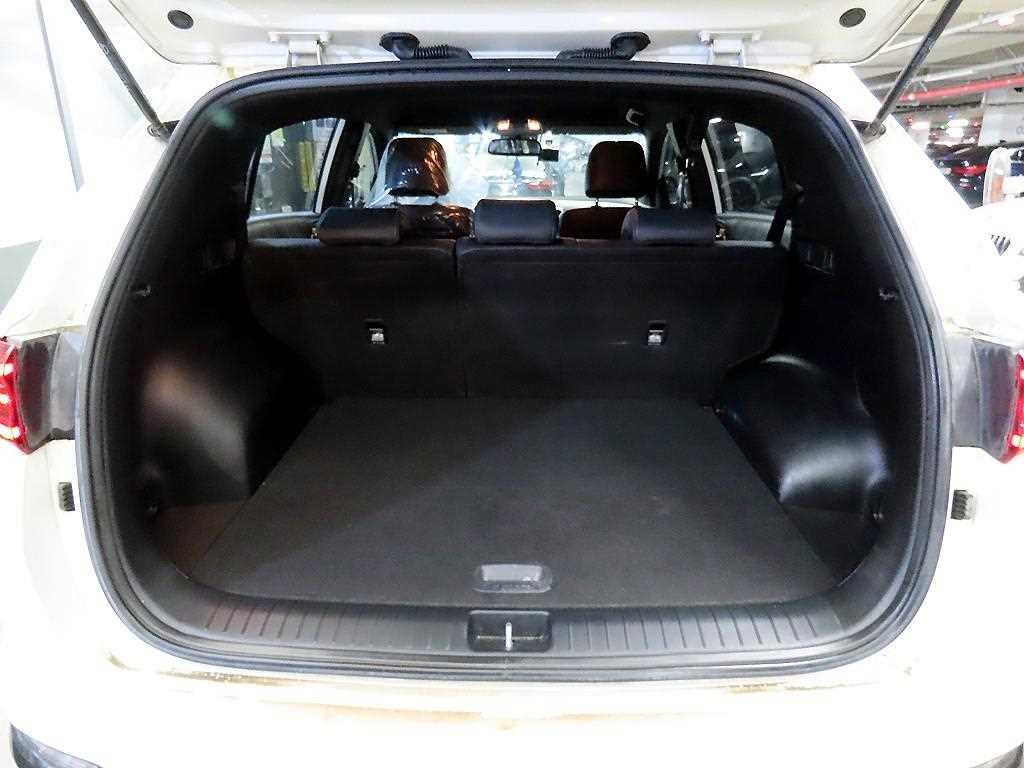 기아 스포티지 스포티지 더 볼드 2.0 가솔린 2WD 노블레스 이미지 17