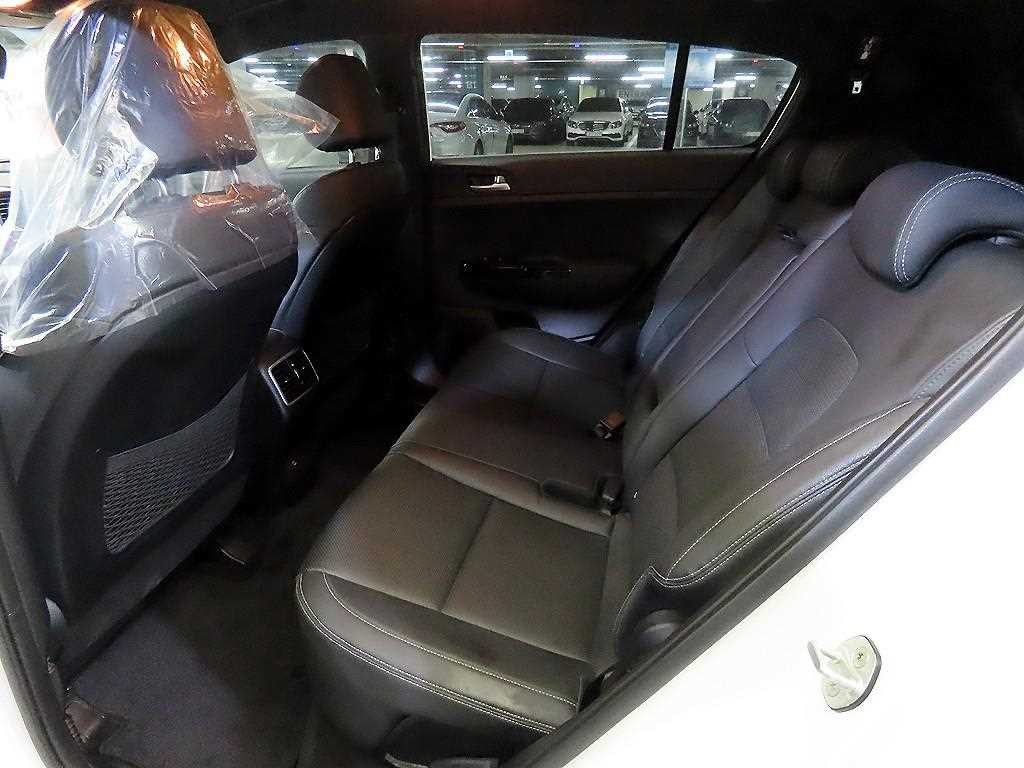 기아 스포티지 스포티지 더 볼드 2.0 가솔린 2WD 노블레스 이미지 7