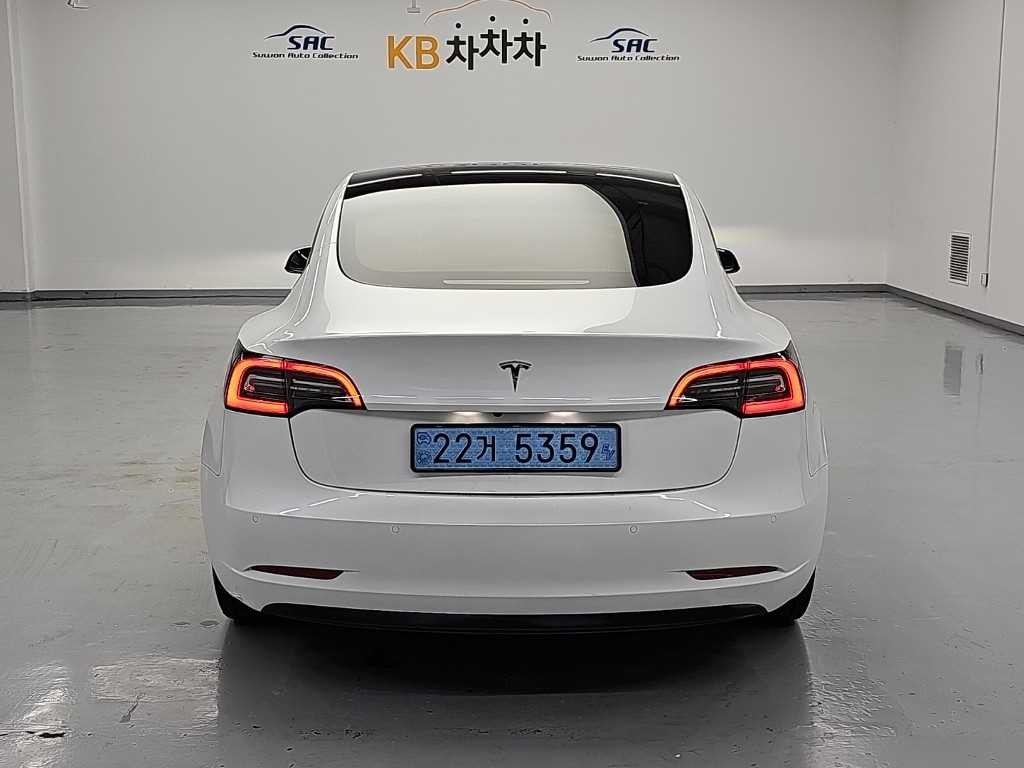 테슬라 모델 3 스탠다드 레인지 플러스 이미지 3