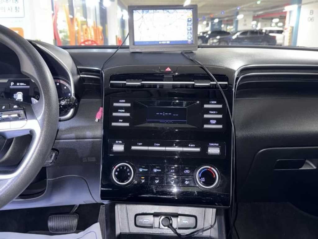 현대 투싼 투싼 (NX4) 디젤 2.0 4WD 모던 이미지 11