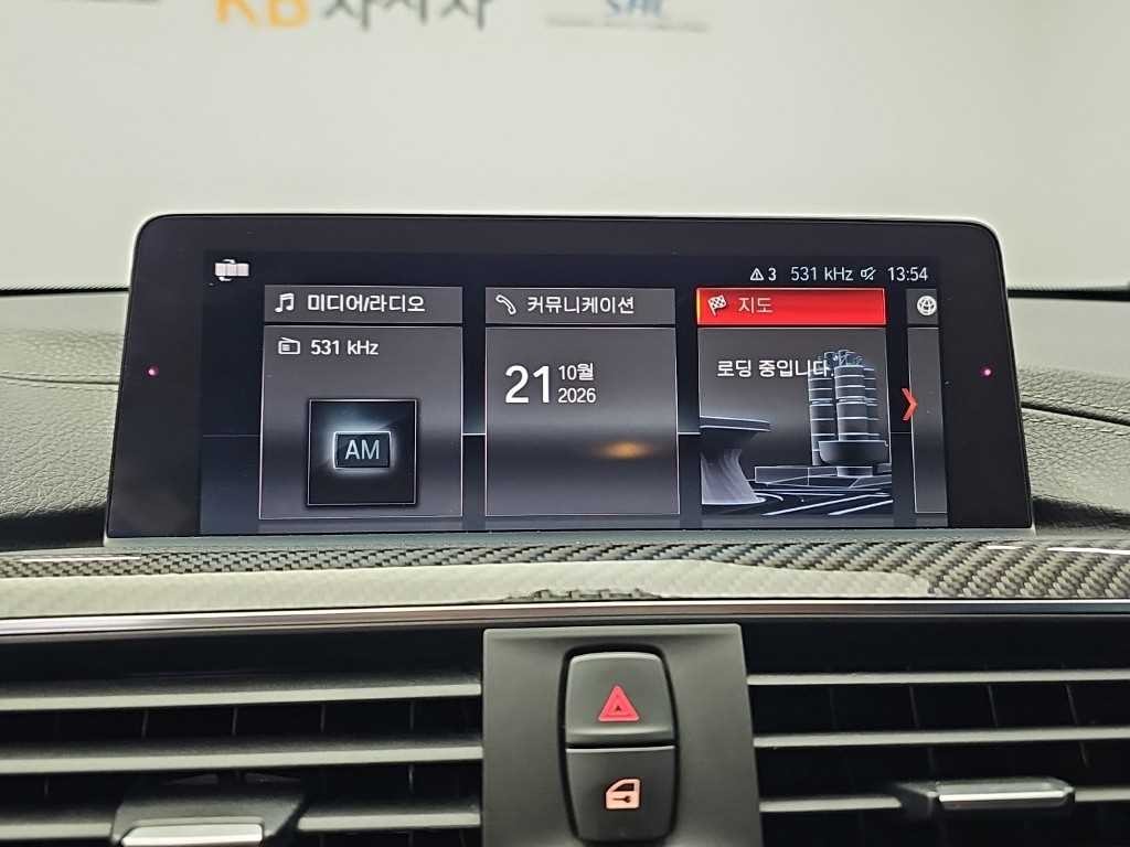 BMW 4시리즈 M4 (F82) 컨버터블 컴패티션 이미지 12