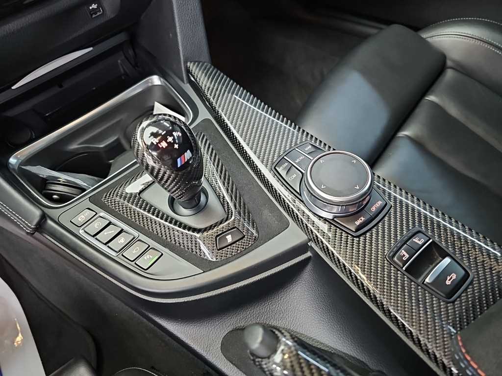 BMW 4시리즈 M4 (F82) 컨버터블 컴패티션 이미지 8