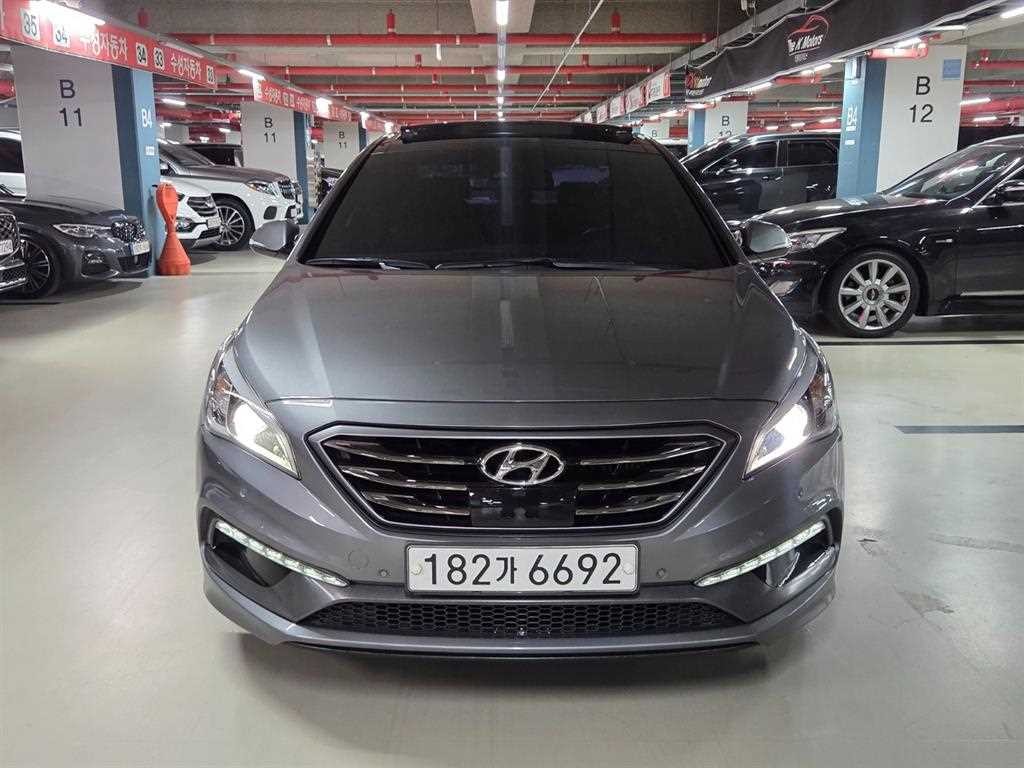 현대 쏘나타 LF 쏘나타 2.0 터보 익스클루시브 이미지 2