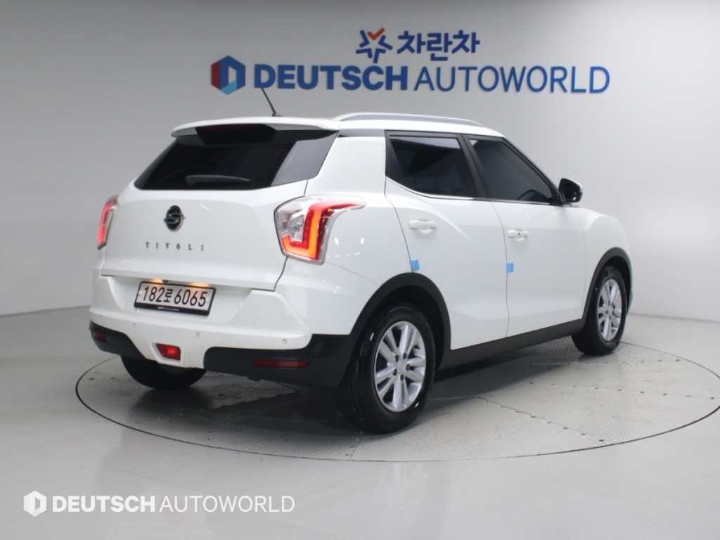 KG모빌리티(쌍용) 티볼리 가솔린 2WD 1.6 VX 이미지 2