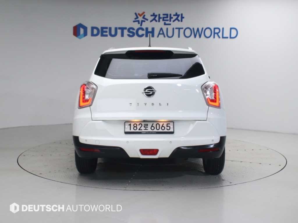 KG모빌리티(쌍용) 티볼리 가솔린 2WD 1.6 VX 이미지 4