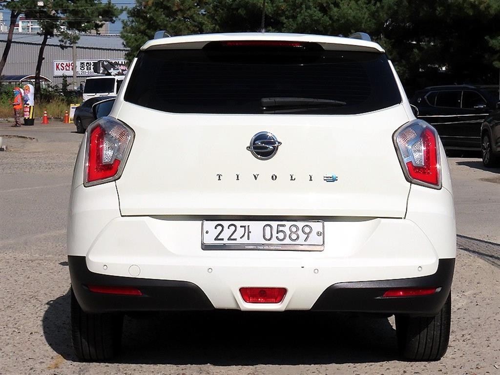 KG모빌리티(쌍용) 티볼리 가솔린 2WD 1.6 VX 이미지 4
