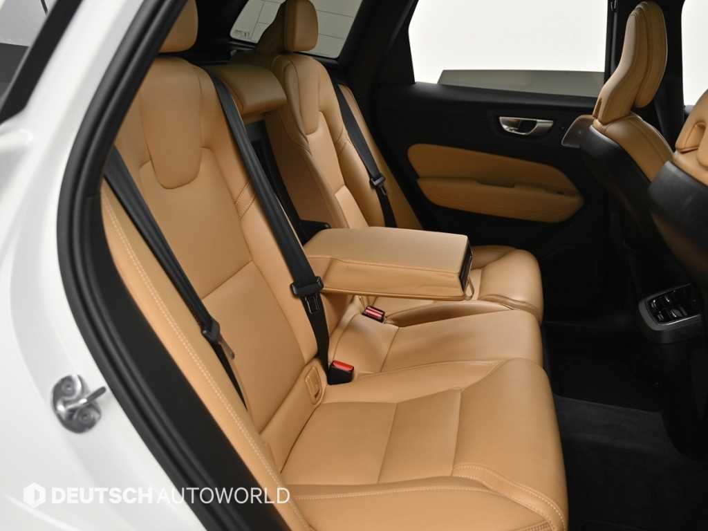 볼보 XC60 XC60(2세대) B5 AWD 얼티메이트 브라이트 이미지 12
