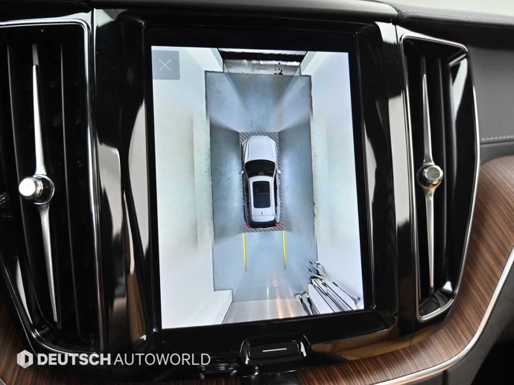 볼보 XC60 XC60(2세대) B5 AWD 얼티메이트 브라이트 이미지 15