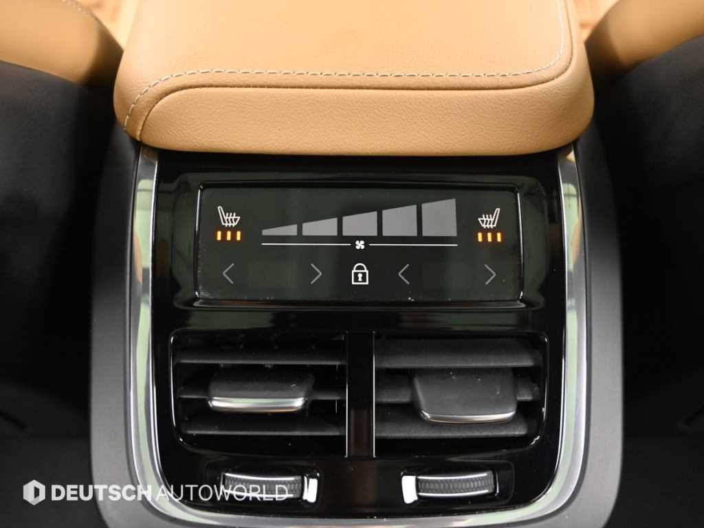 볼보 XC60 XC60(2세대) B5 AWD 얼티메이트 브라이트 이미지 16