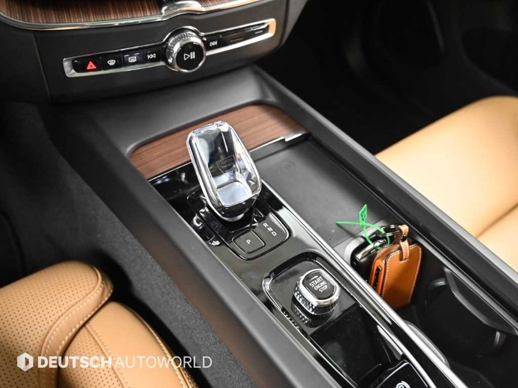 볼보 XC60 XC60(2세대) B5 AWD 얼티메이트 브라이트 이미지 9