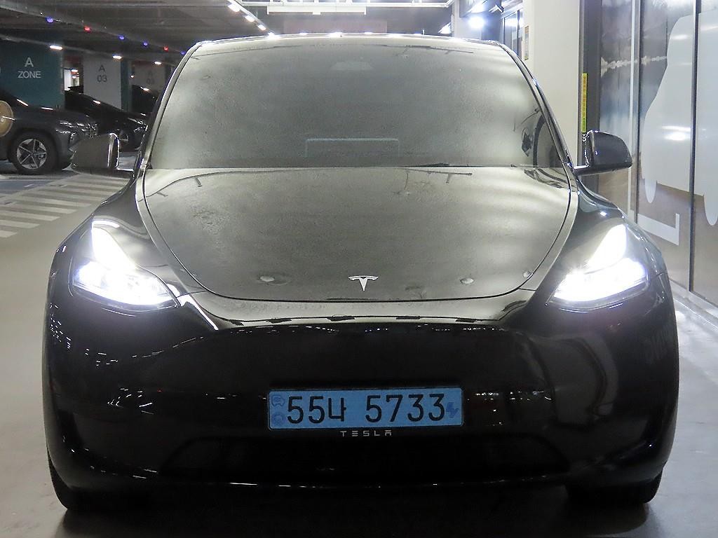테슬라 모델 Y RWD 이미지 2
