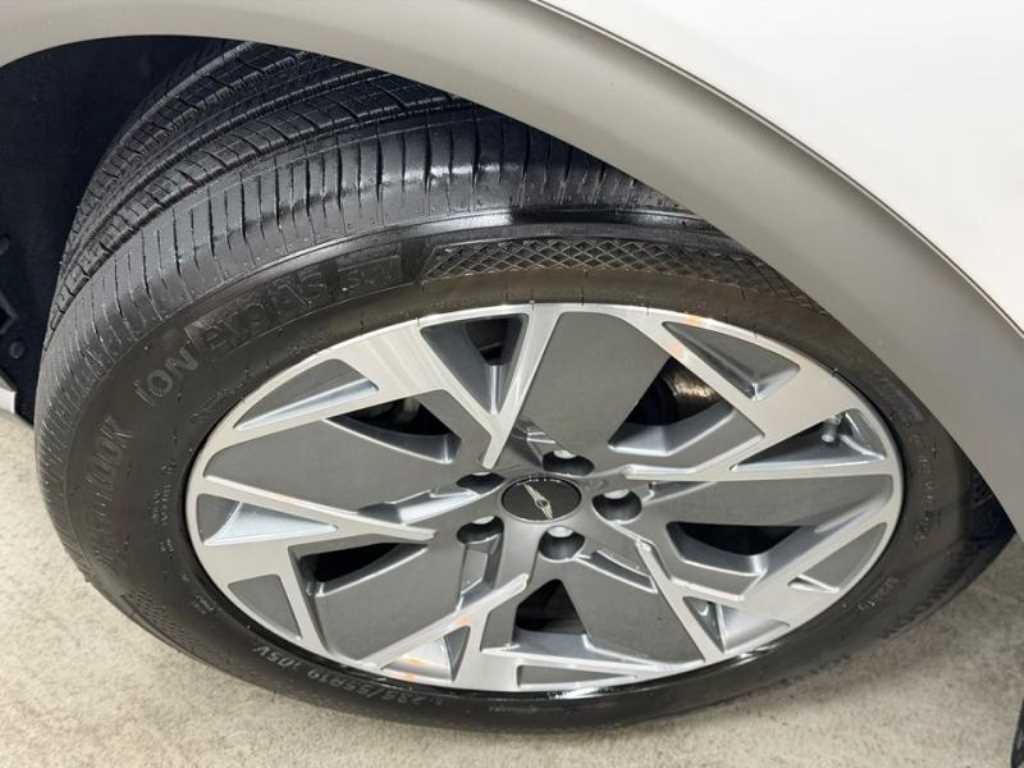 제네시스 GV60 스탠다드 2WD 이미지 20