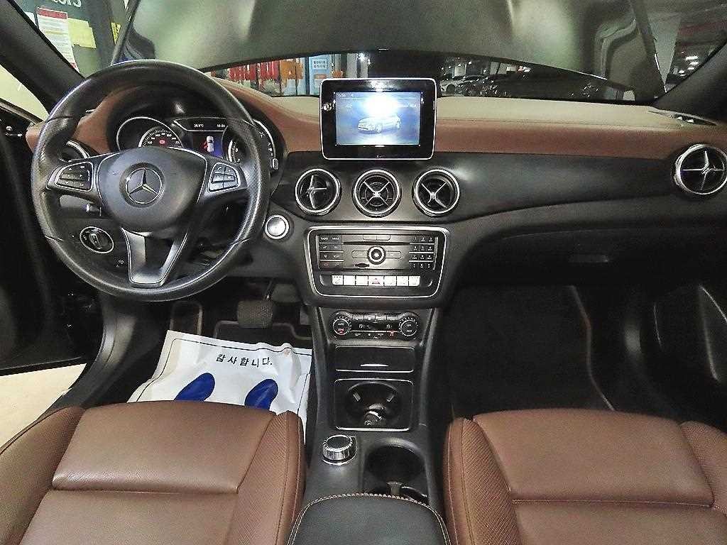 벤츠 GLA 클래스 GLA클래스 X156 GLA220 프리미엄 이미지 10