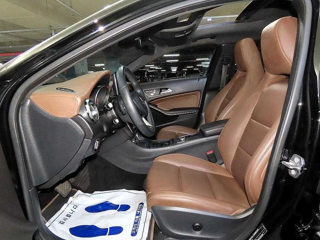 벤츠 GLA 클래스 GLA클래스 X156 GLA220 프리미엄 이미지 6