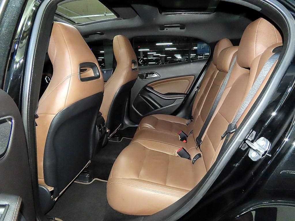 벤츠 GLA 클래스 GLA클래스 X156 GLA220 프리미엄 이미지 7