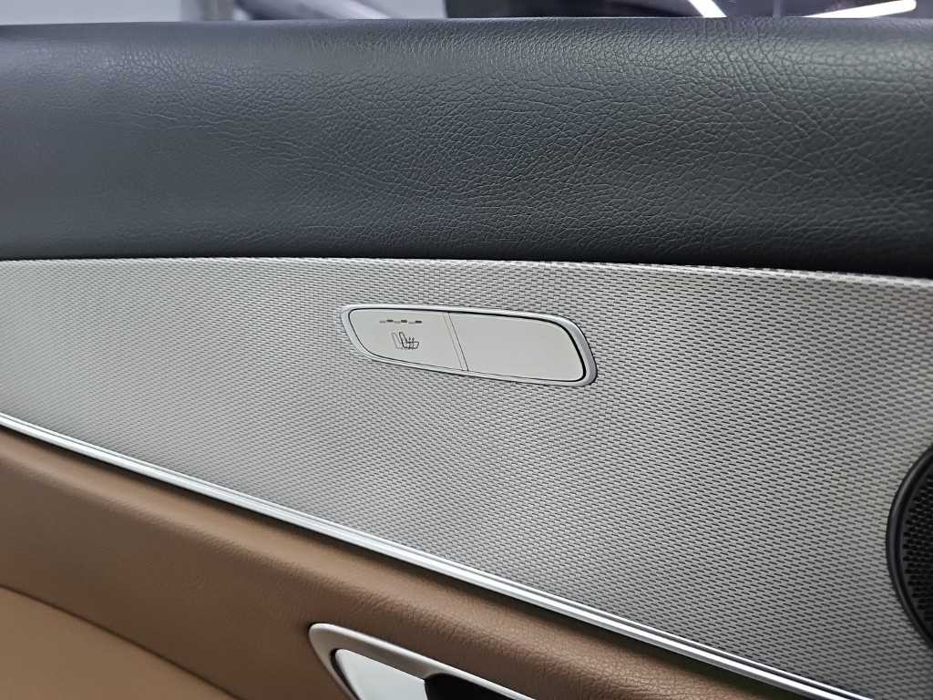 벤츠 E 클래스 E-클래스 W213 E300 아방가르드 이미지 13