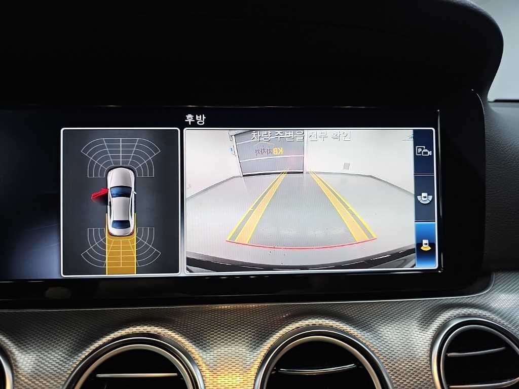 벤츠 E 클래스 E-클래스 W213 E300 아방가르드 이미지 16