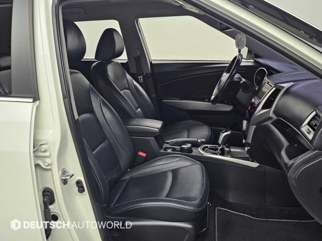 KG모빌리티(쌍용) 티볼리 디젤 2WD 1.6 VX 이미지 10