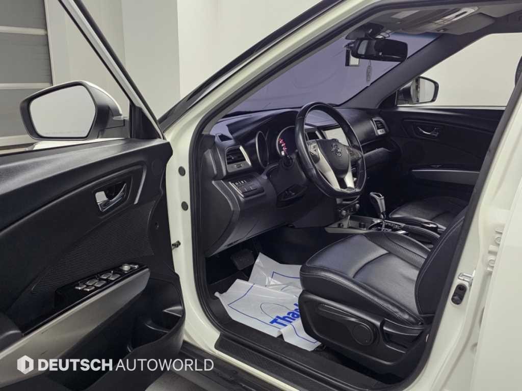 KG모빌리티(쌍용) 티볼리 디젤 2WD 1.6 VX 이미지 11