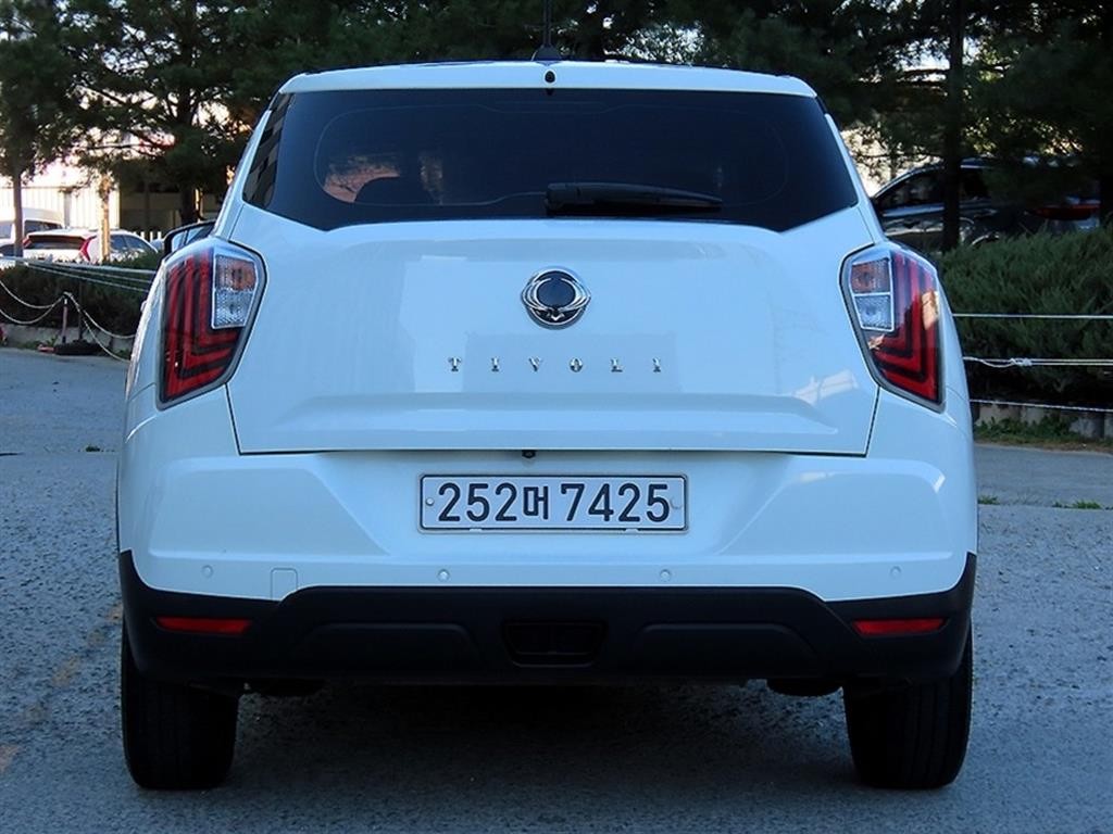 KG모빌리티(쌍용) 티볼리 베리 뉴 티볼리 2WD 가솔린 1.5 V1 이미지 4