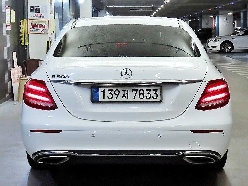 벤츠 E 클래스 E-클래스 W213 E300 아방가르드 이미지 5