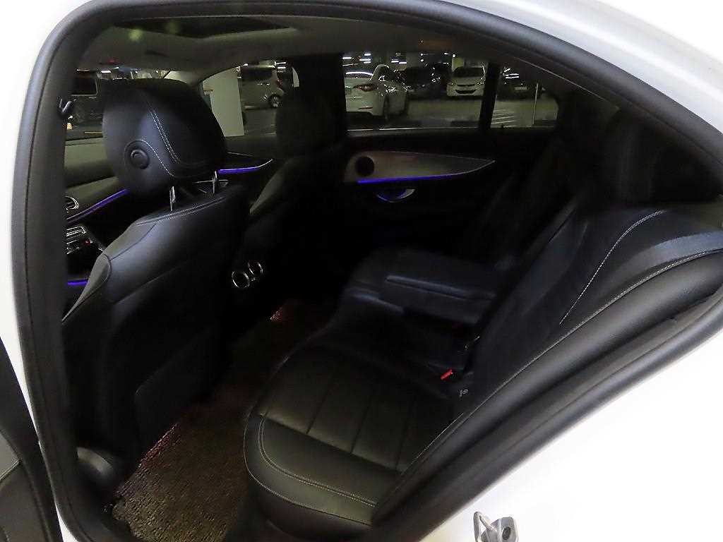 벤츠 E 클래스 E-클래스 W213 E300 아방가르드 이미지 7