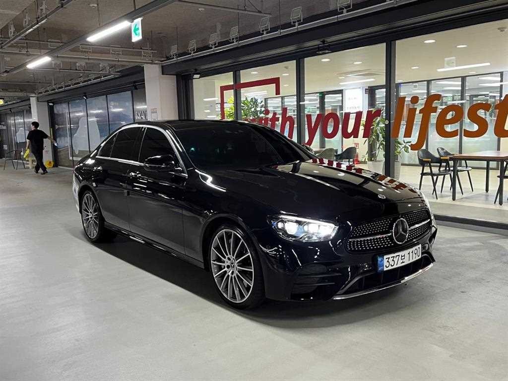 벤츠 E 클래스 E-클래스 W213 E350 4MATIC AMG LINE 이미지 1