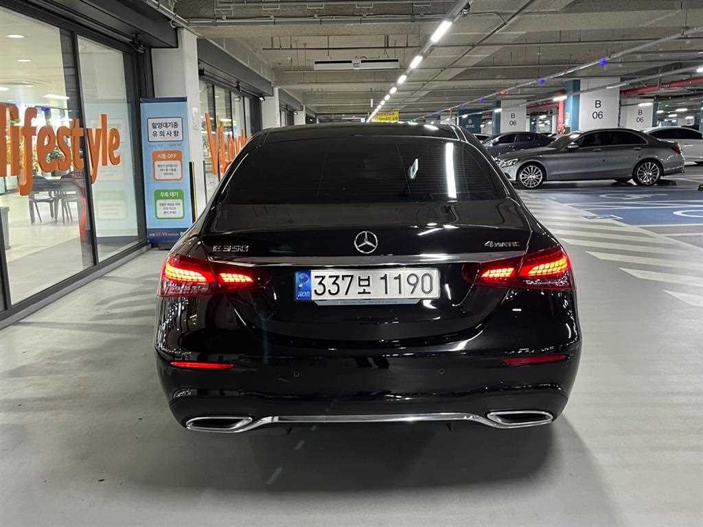 벤츠 E 클래스 E-클래스 W213 E350 4MATIC AMG LINE 이미지 5