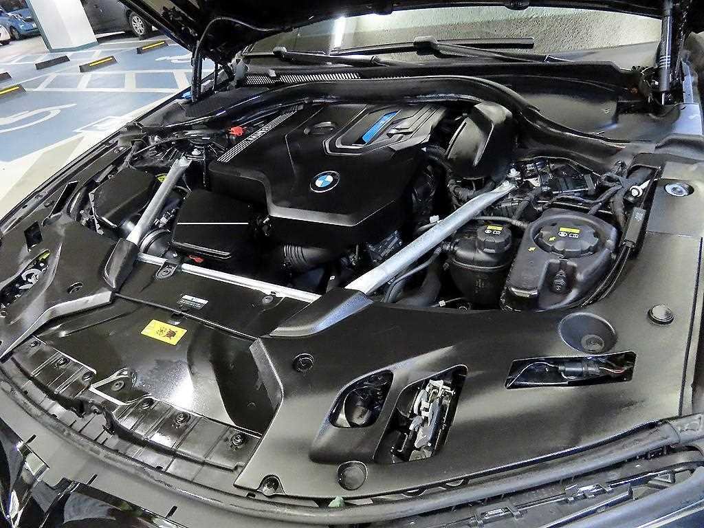 BMW 5시리즈 5시리즈 (G30) 530e M 스포츠 이미지 19