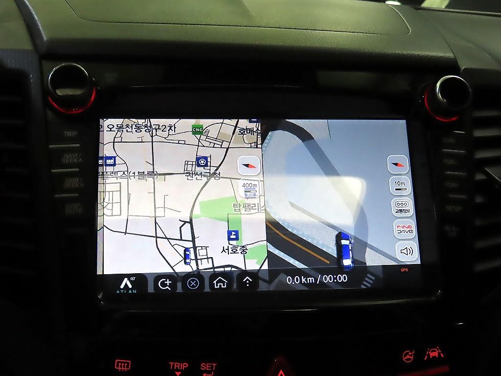KG모빌리티(쌍용) 티볼리 디젤 2WD 1.6 LX 이미지 13