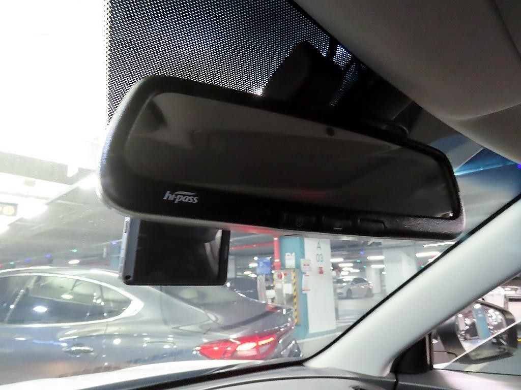 KG모빌리티(쌍용) 티볼리 디젤 2WD 1.6 LX 이미지 15