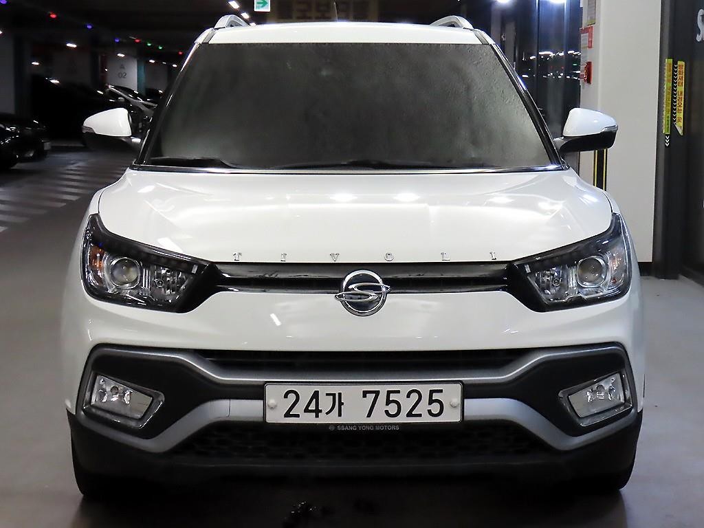 KG모빌리티(쌍용) 티볼리 디젤 2WD 1.6 LX 이미지 2