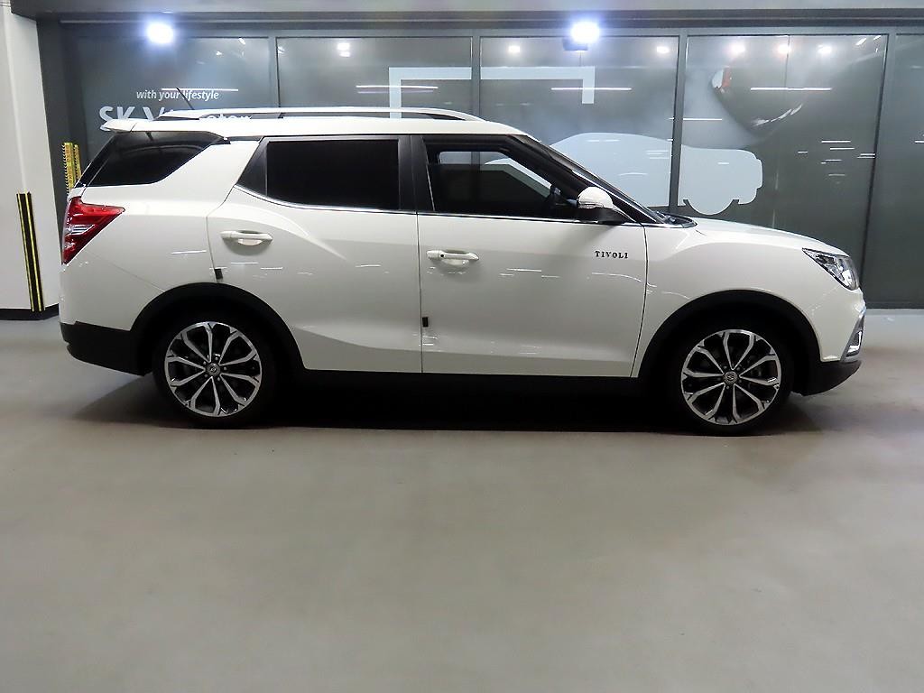 KG모빌리티(쌍용) 티볼리 디젤 2WD 1.6 LX 이미지 3