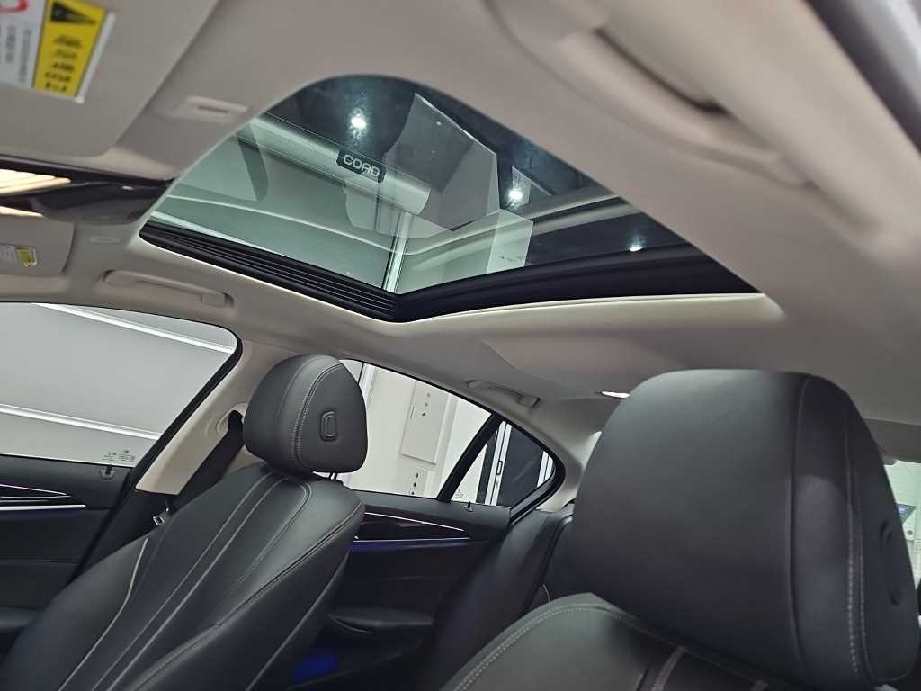 BMW 5시리즈 5시리즈 (G30) 520i 럭셔리 이미지 14
