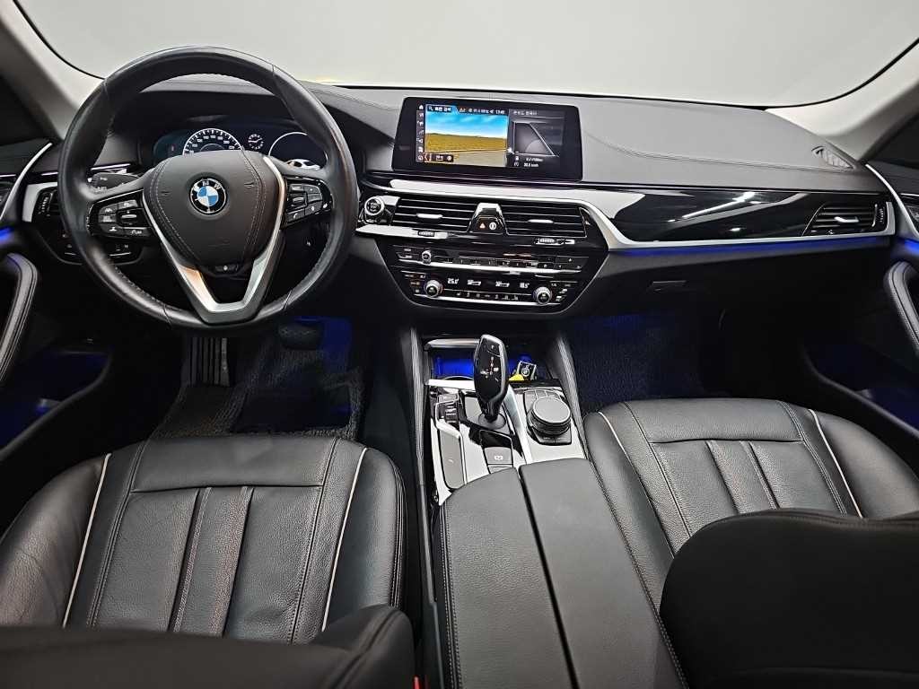 BMW 5시리즈 5시리즈 (G30) 520i 럭셔리 이미지 7