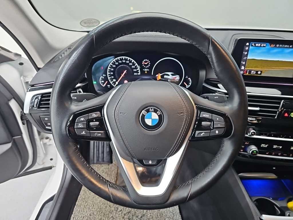 BMW 5시리즈 5시리즈 (G30) 520i 럭셔리 이미지 9