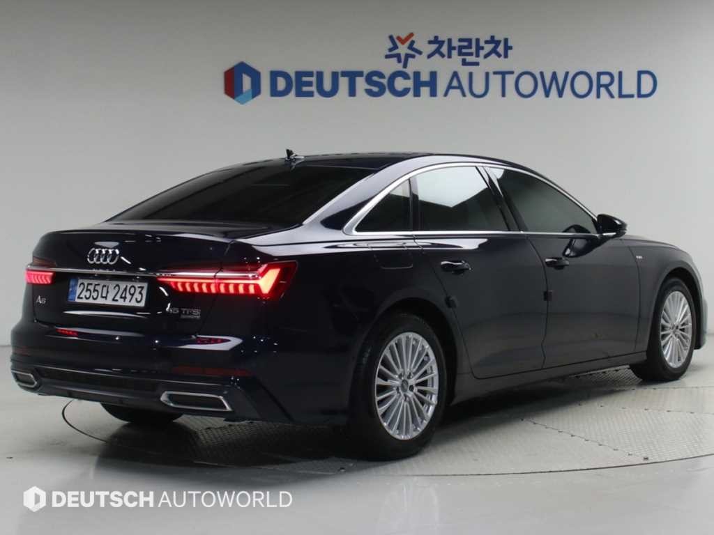 아우디 A6 A6 (C8) 45 TFSI 콰트로 프리미엄 이미지 2