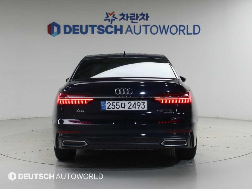 아우디 A6 A6 (C8) 45 TFSI 콰트로 프리미엄 이미지 4